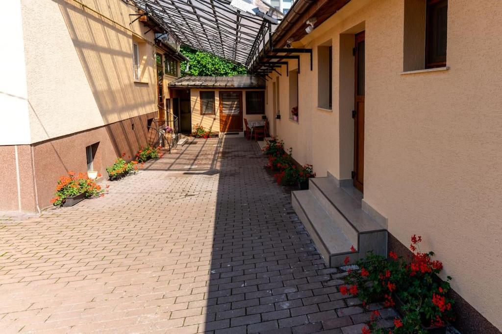 La Bebe 3 Daire Hunedoara Dış mekan fotoğraf